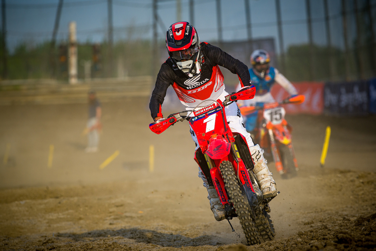 Dylan Wright on DCR powered CRF450R